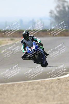 media/Sep-20-2025-TrackDaz (Sat) [[27f0cde673]]/A Group/2pm (Turn 9)/